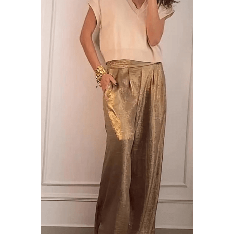 Calça Feminina de Cetim Dourado 6