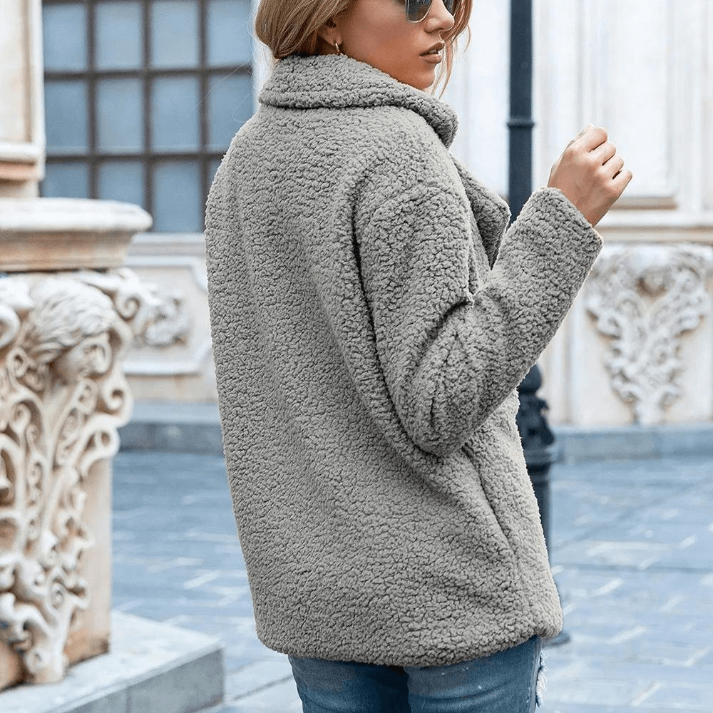 Casaco Feminino de Pelinhos Serena