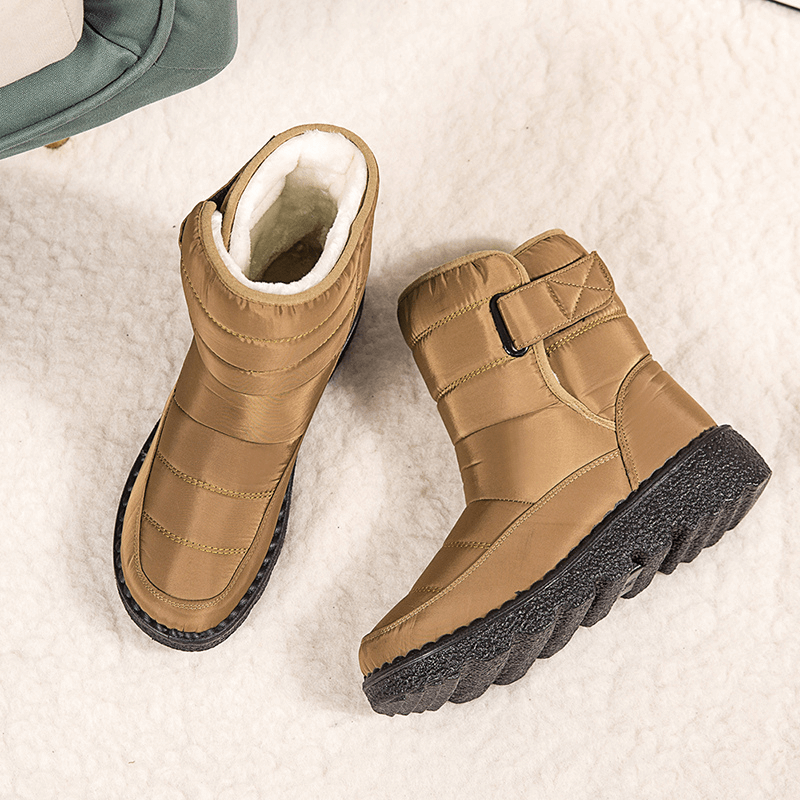 Bota Feminina de Inverno Impermeável Amarelo 11