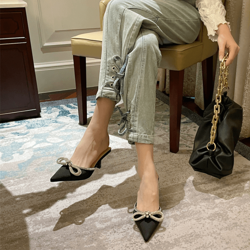 Scarpin Salto Baixo Fino Preto 6