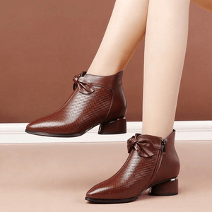 Bota Feminina Salto Bloco Cano Curto Marrom 5