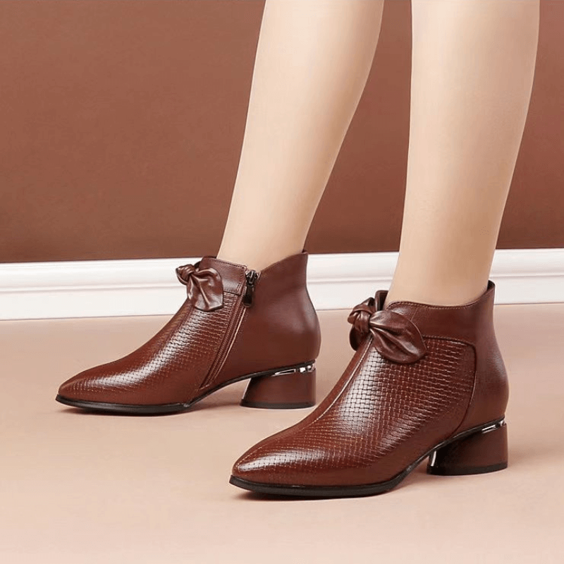 Bota Feminina Salto Bloco Cano Curto Marrom 7