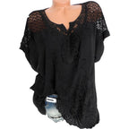Blusa Feminina de Casimira com Detalhes em Renda
