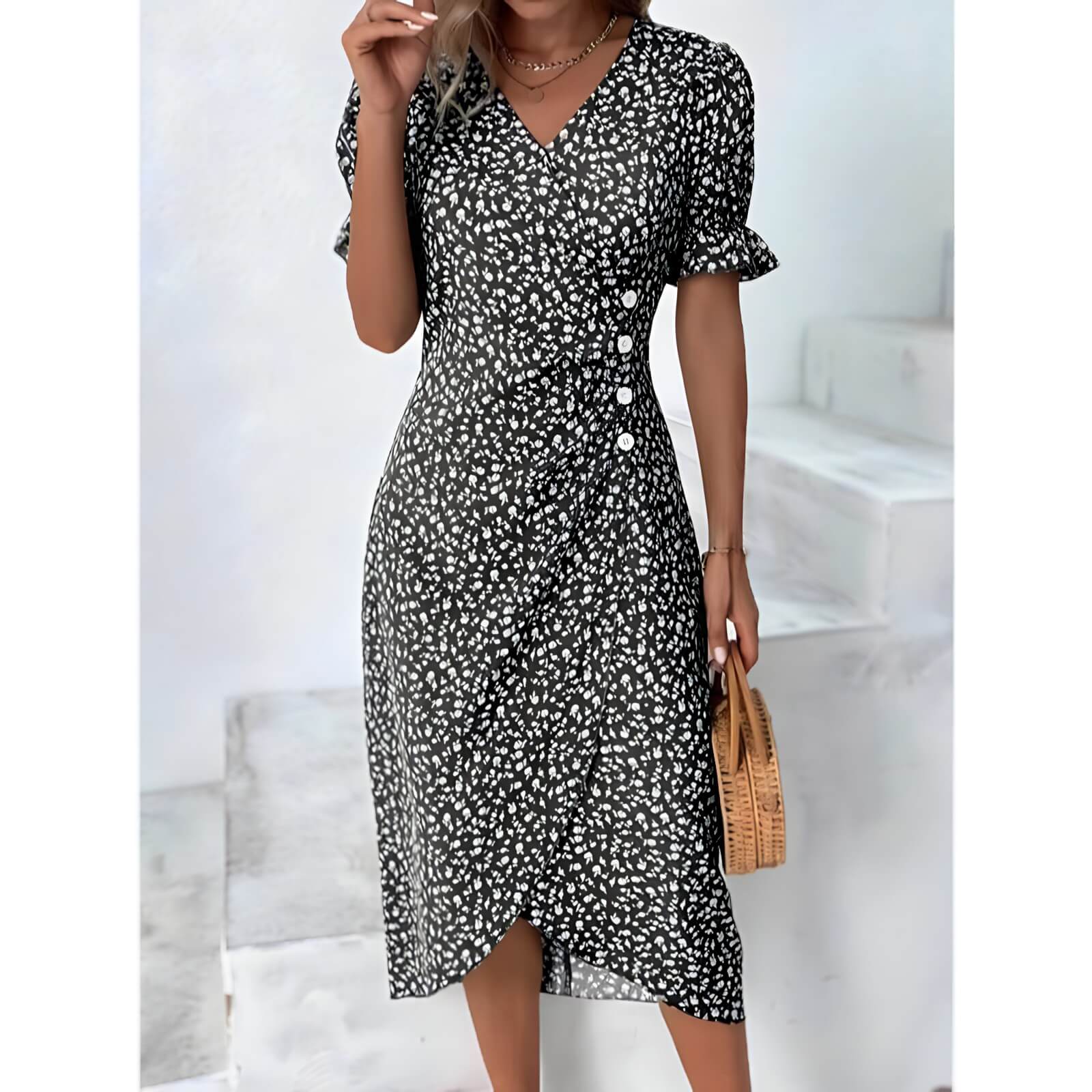 Vestido Mídi Transpassado Preto 2
