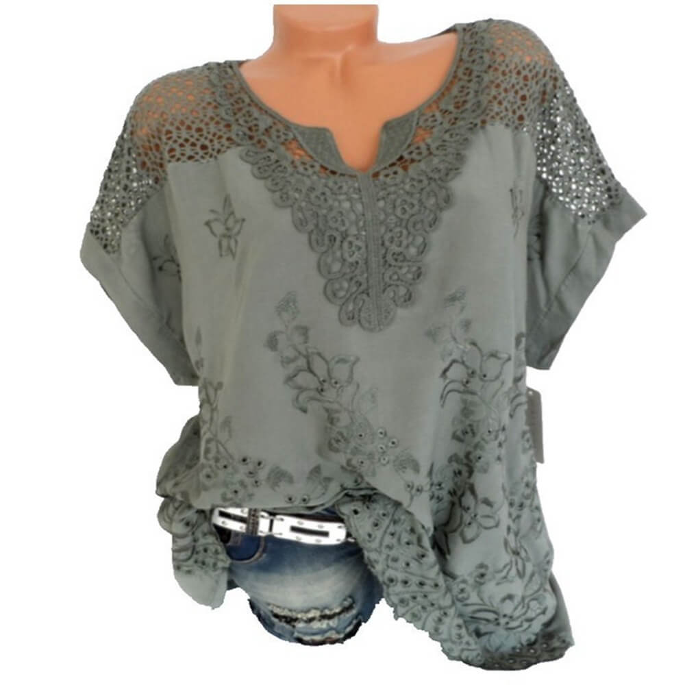 Blusa Feminina de Casimira com Detalhes em Renda