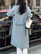 Casaco Feminino Longo de Lã Batida Isidro