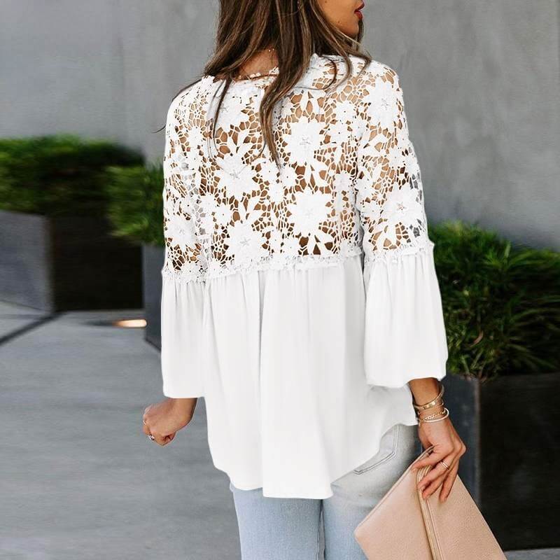 Camisa Feminina de Chiffon com Detalhes em Renda 