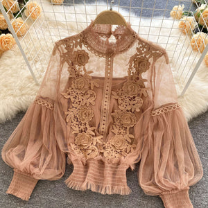 Blusa Feminina de Tule com Detalhes Bordados