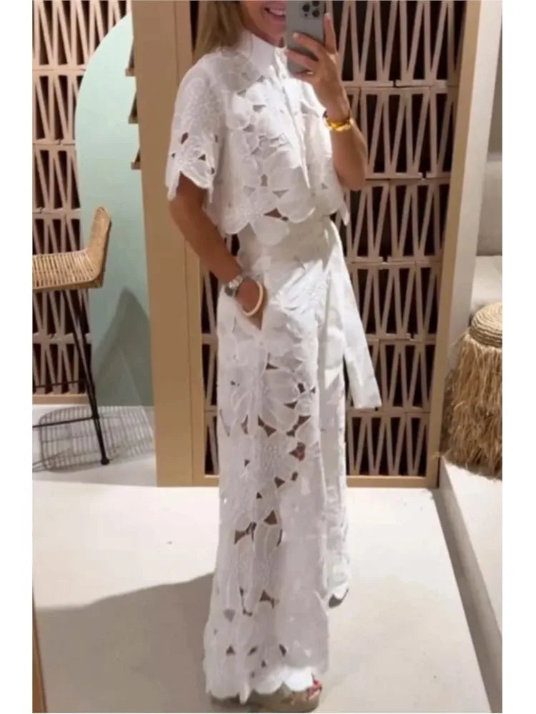 Conjunto Feminino de Laise Bordado Camisa e Calça Cintura Alta Delicate
