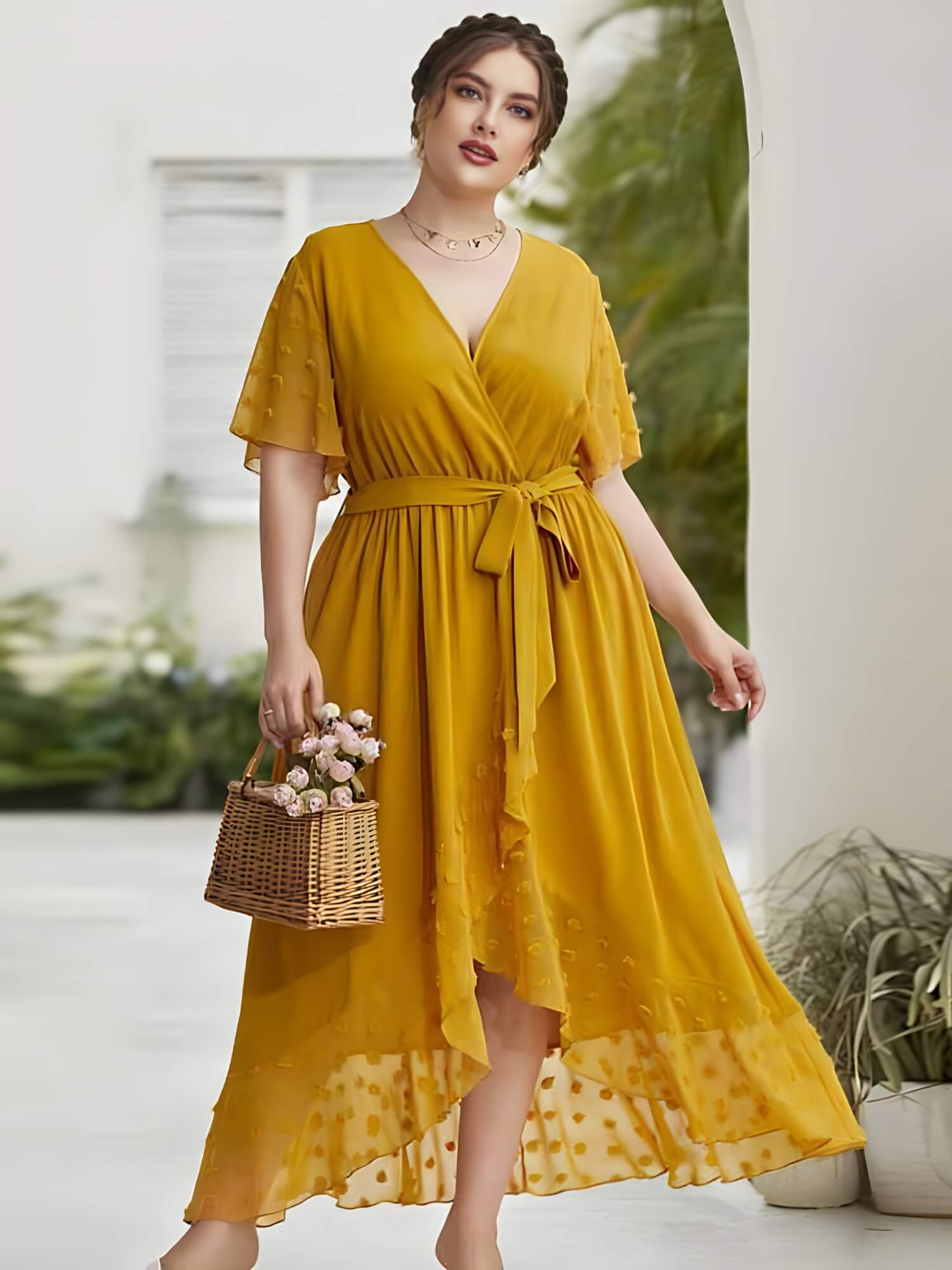 Vestido Mídi Transpassado Plus Size Amarelo 1