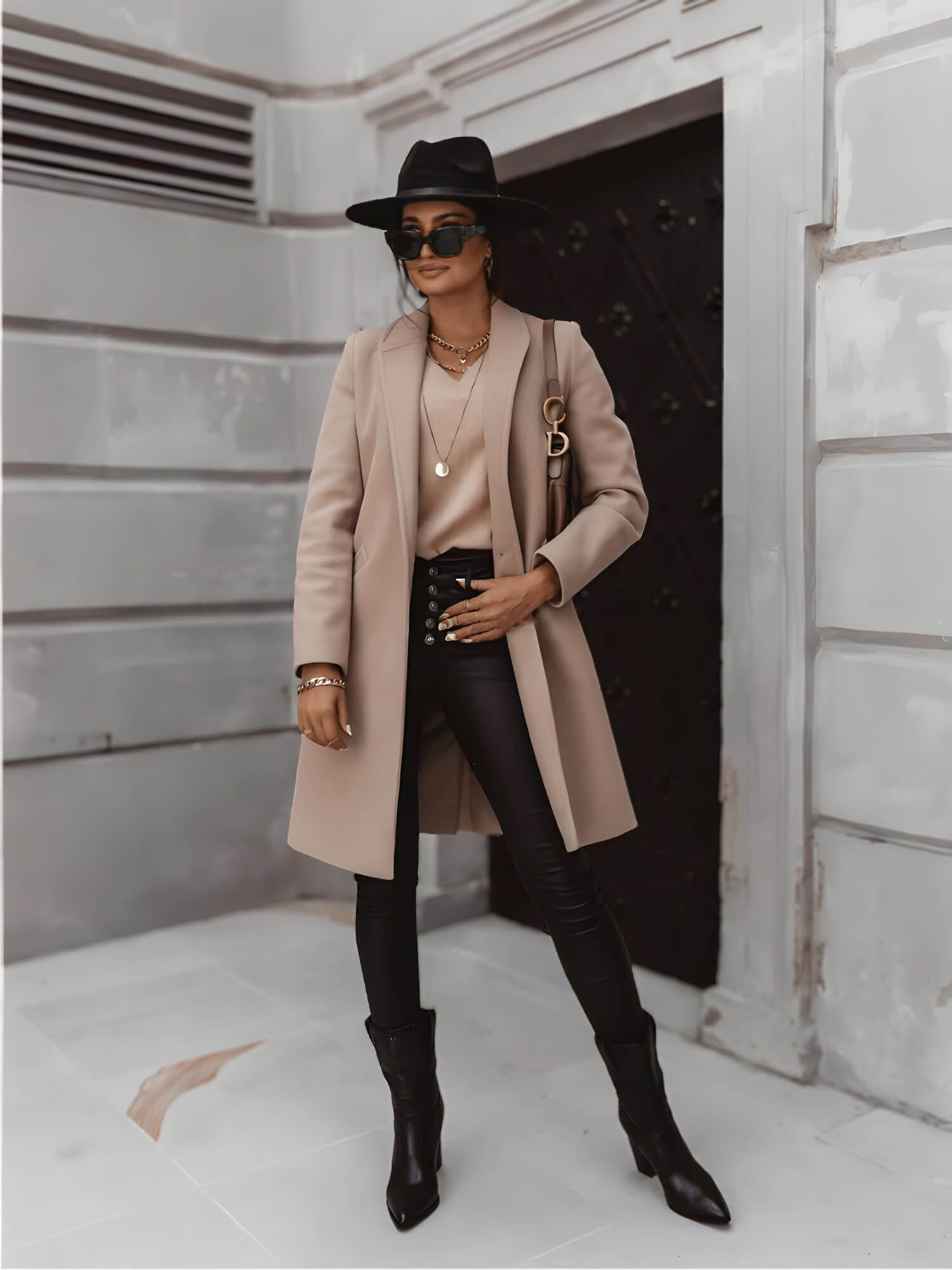 Casaco Feminino Alongado de Lã Batida Bege 4