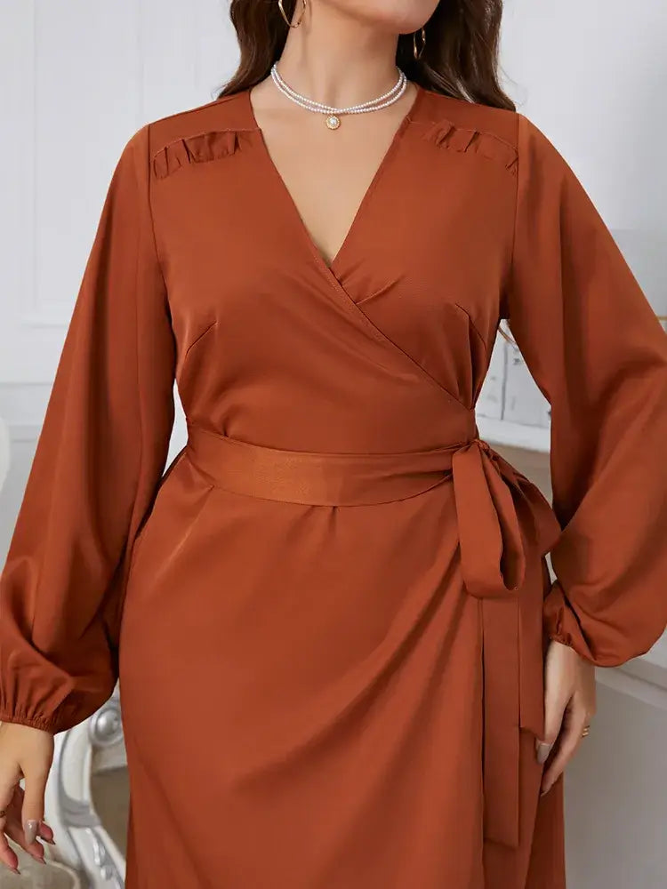 Vestido Mídi Transpassado Feminino - Plus Size